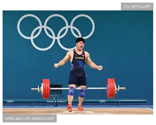 男子举重队重点加强抓举成功率，训练成果明显