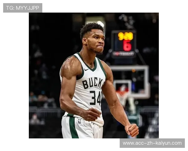 字母哥收下篮板，密尔沃基雄鹿时间在自己这边